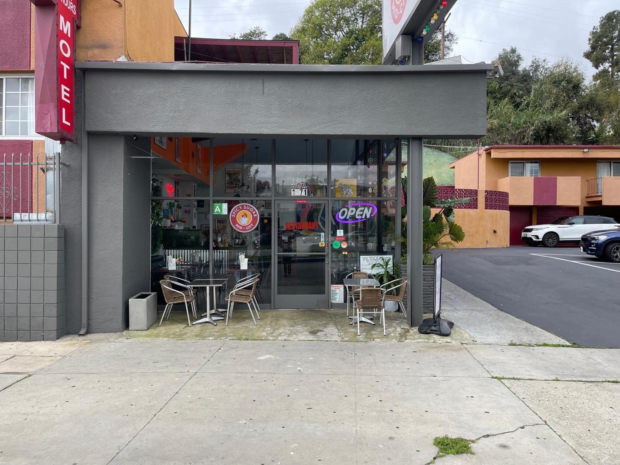 Relax Inn Los Angeles Exterior photo
